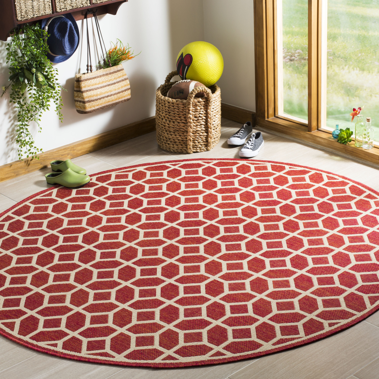 SAFAVIEH Outdoor LND127Q Linden Collection Red / Creme Rug - 6' 7 Square