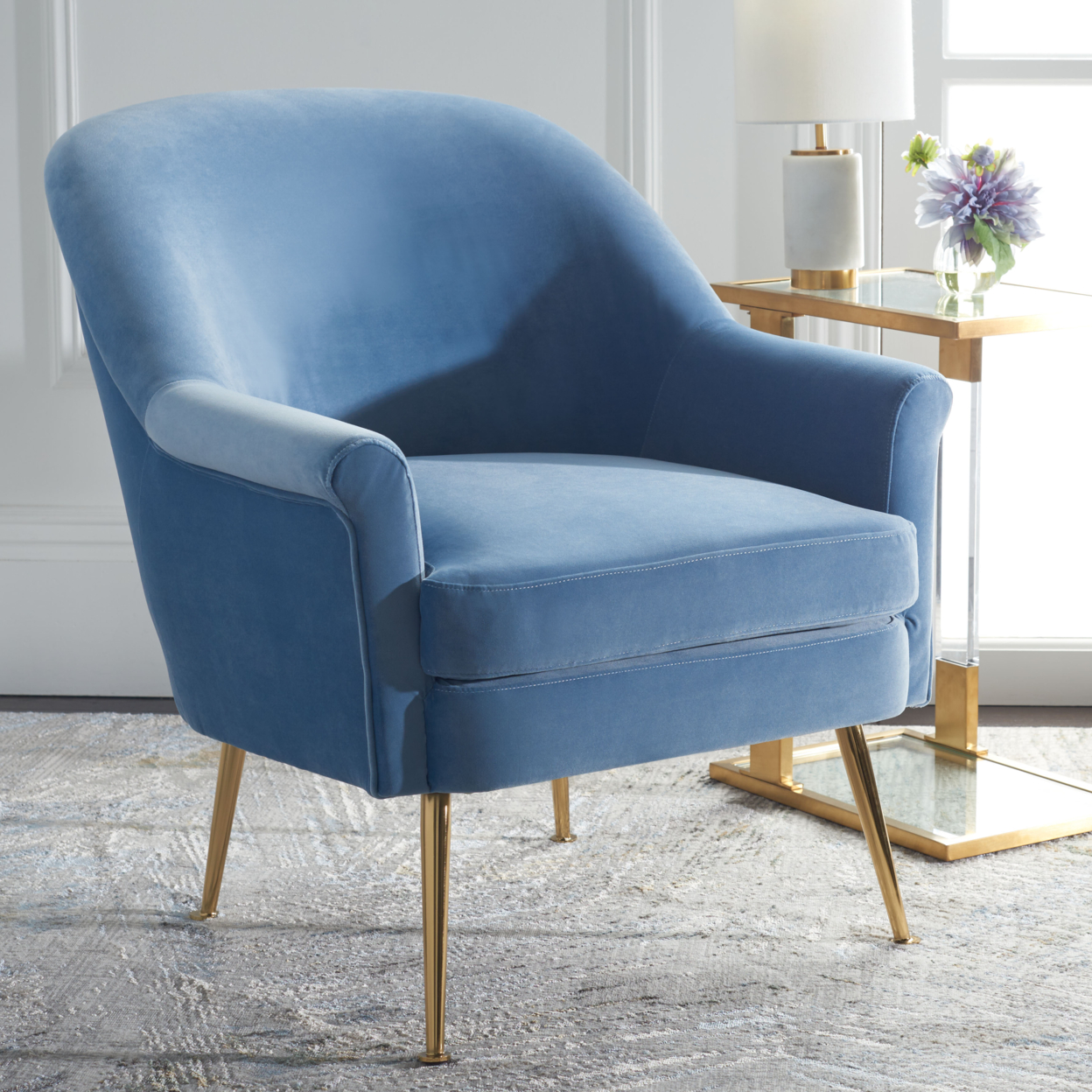 SAFAVIEH Rodrik Accent Chair Light Blue