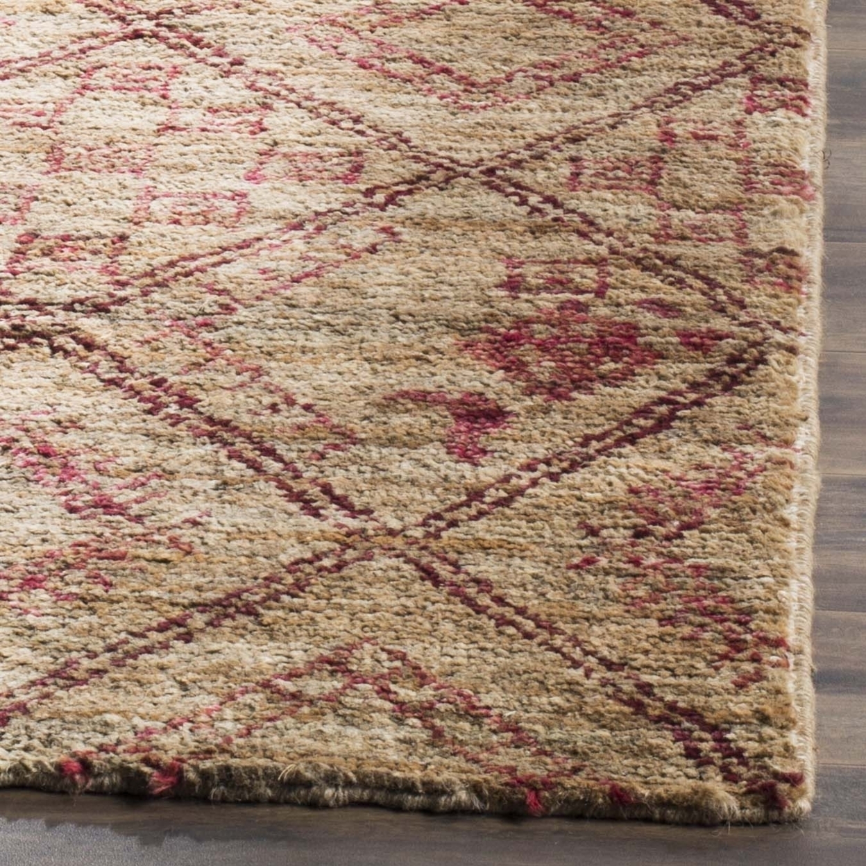 SAFAVIEH Bohemian BOH666A Hand-knotted Natural / Red Rug - 4' X 6'