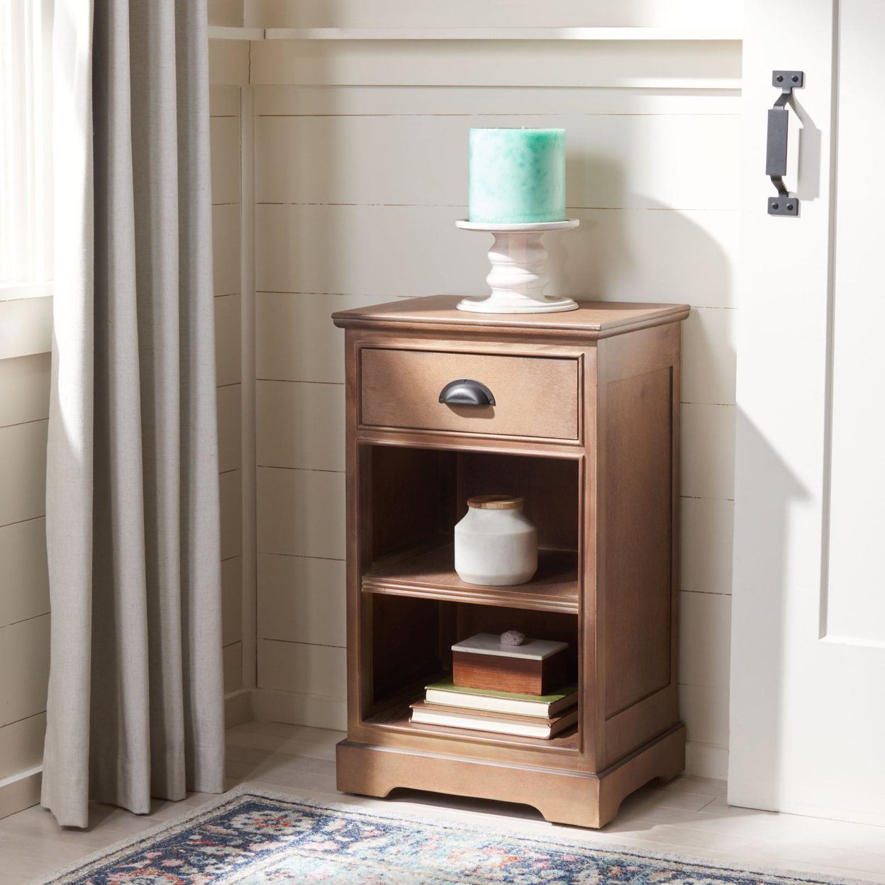 SAFAVIEH Griffin Side Table With One Drawer Washed Nat Pine