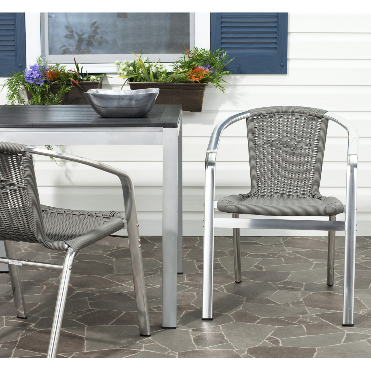 SAFAVIEH Wrangell Indoor Outdoor Stacking Arm Chair Grey