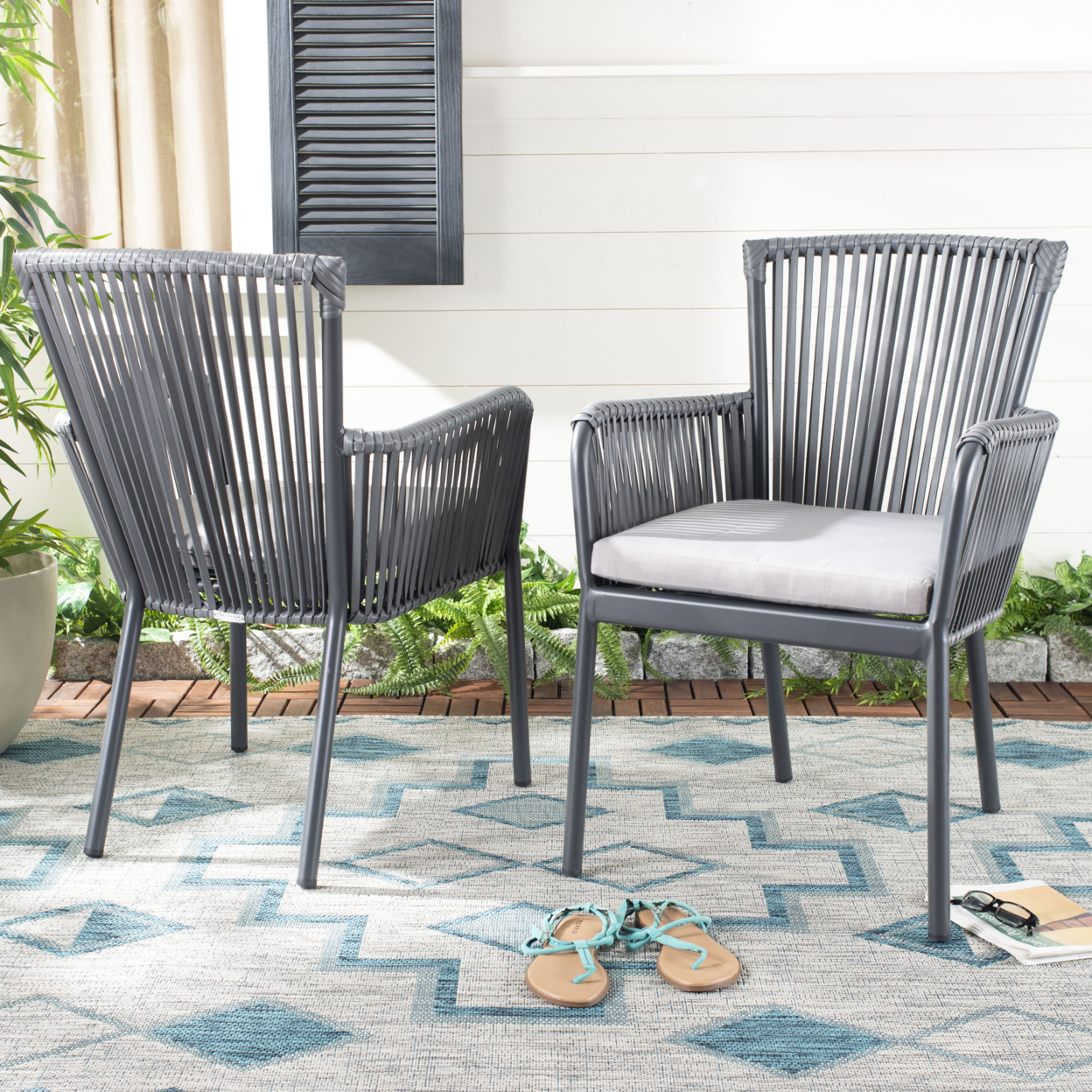 SAFAVIEH Outdoor Collection Paolo Stackable Rope Chair Grey/Grey Cushion