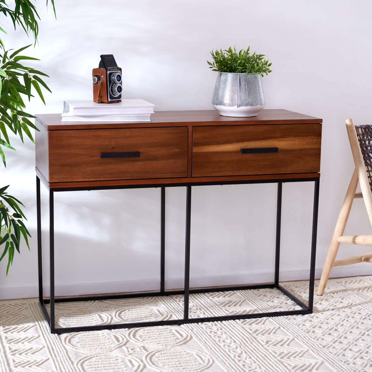 SAFAVIEH Marquise 2-Drawer Console Table Brown