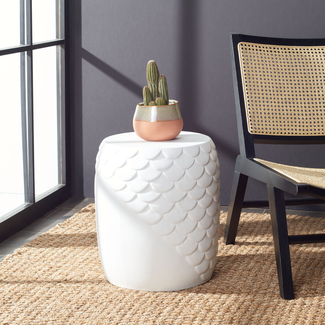 SAFAVIEH Outdoor Collection Julyvia Concrete Accent Stool Ivory