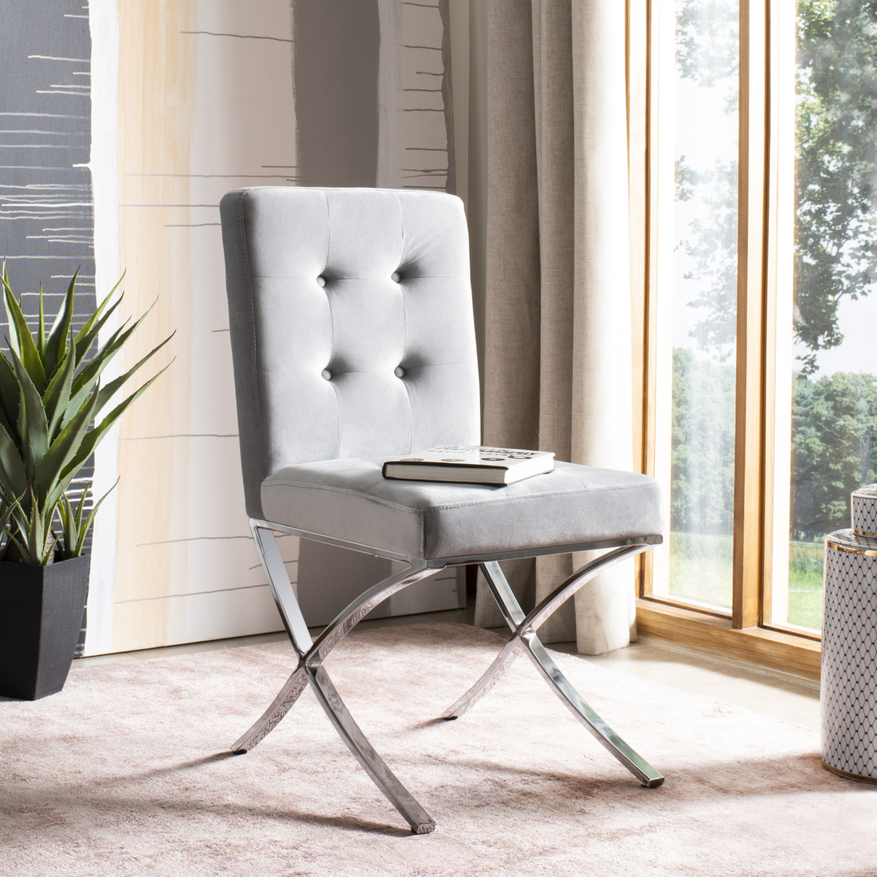 SAFAVIEH Walsh Tufted Side Chair Grey / Chrome