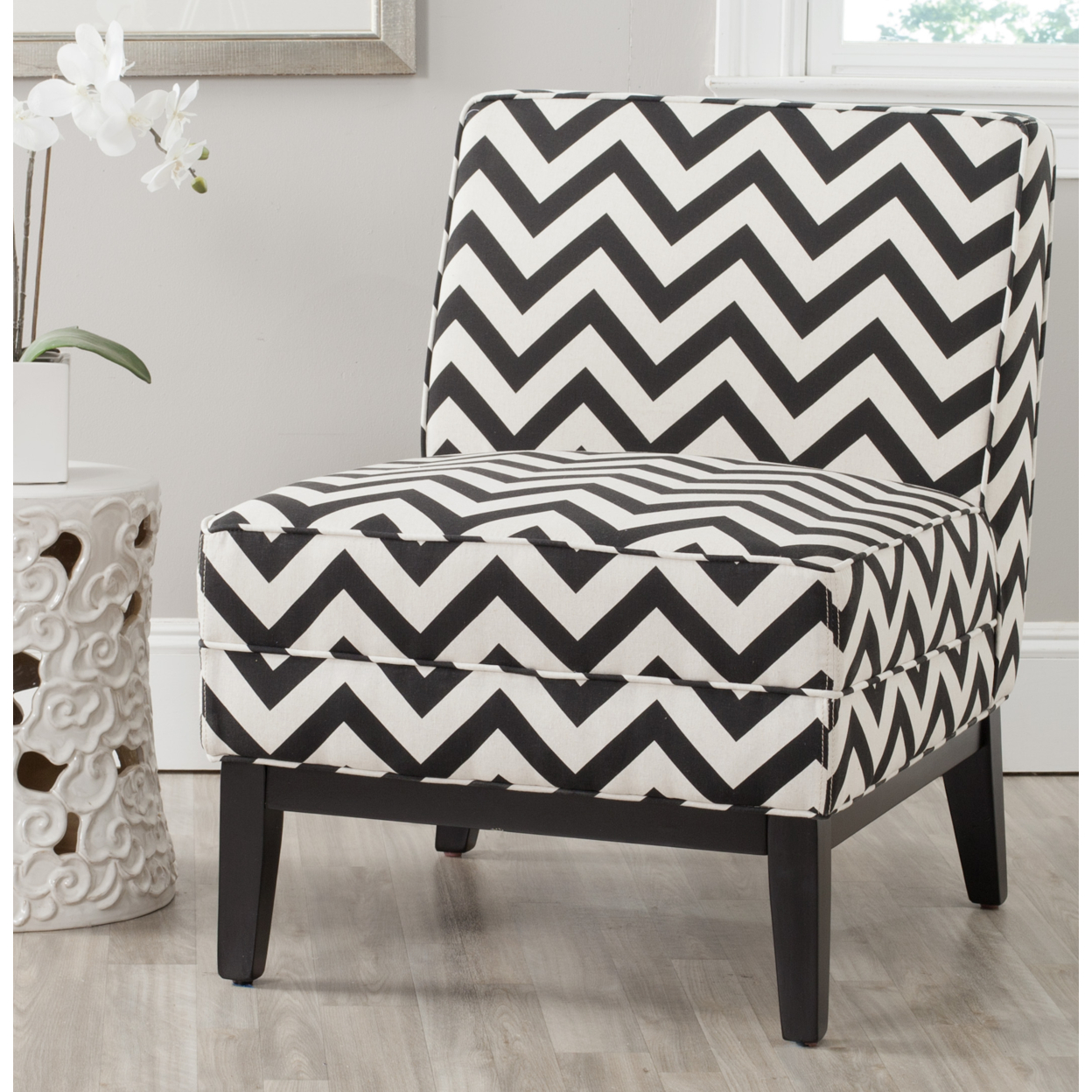 SAFAVIEH Armond Chair Black / White