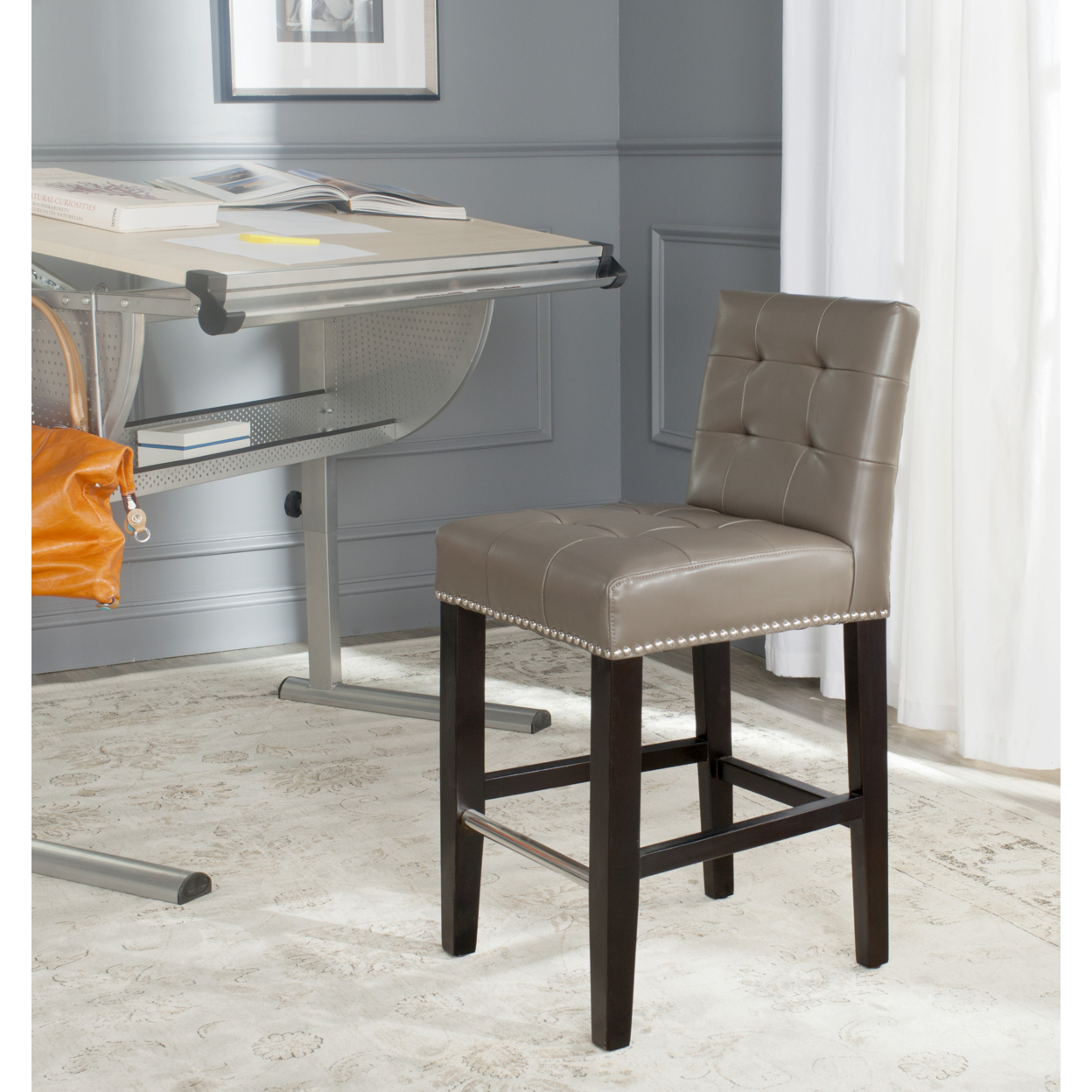 SAFAVIEH Thompson 24 Leather Counter Stool With Silver Nailheads Clay