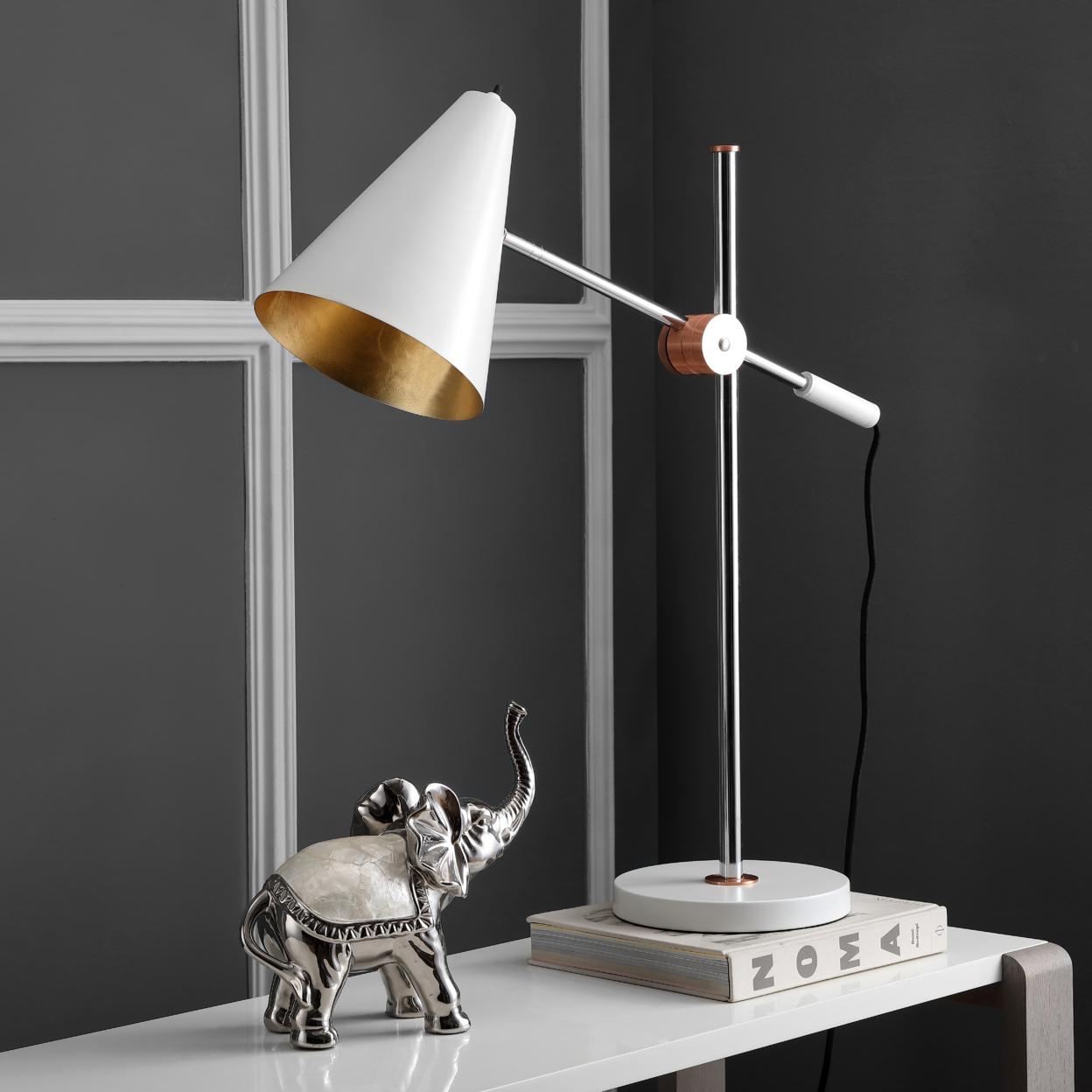 SAFAVIEH Alexus Table Lamp | Chrome / White |