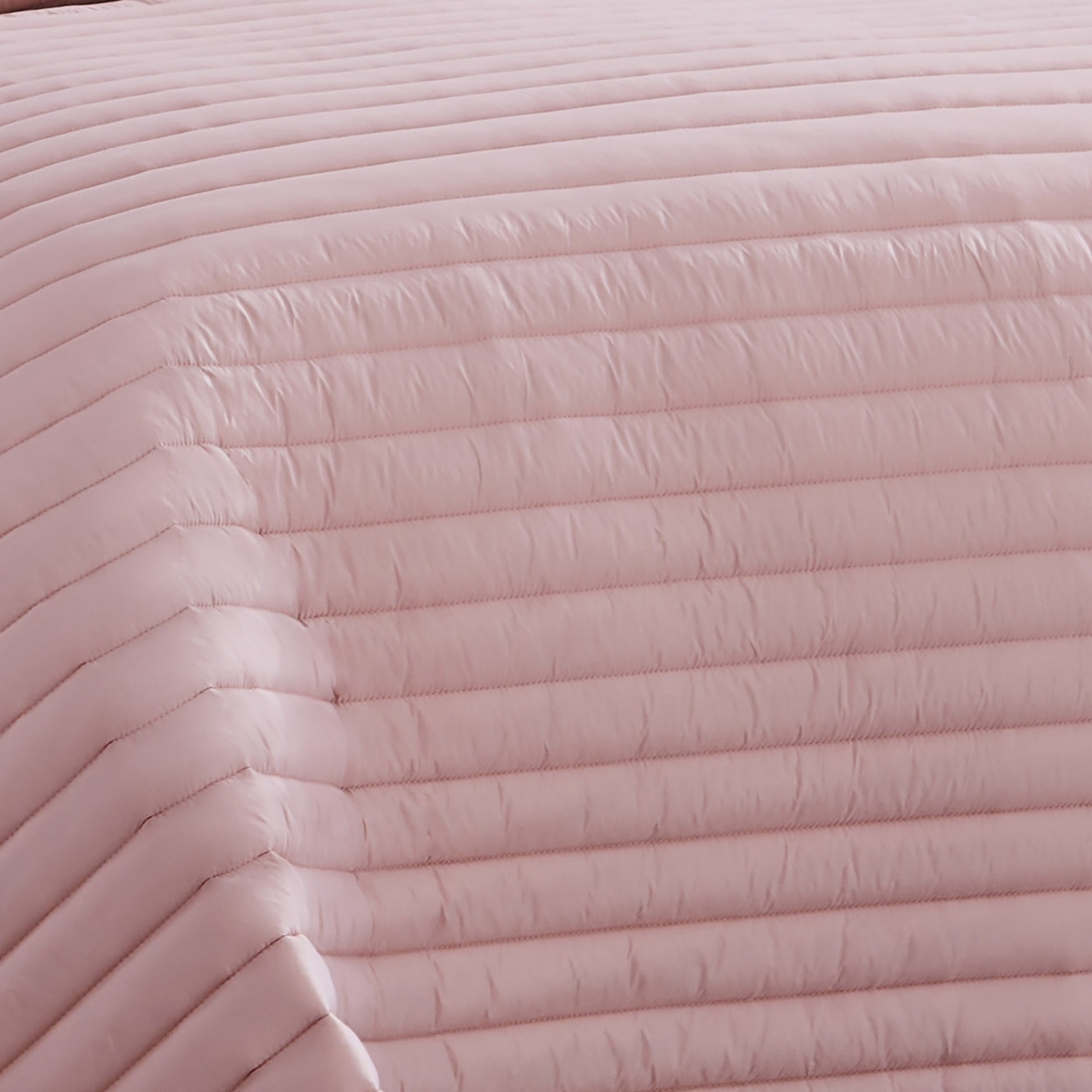 Cabe 2 Piece Twin Comforter Set, Polyester Puffer Channel Quilt, Rose Pink- Saltoro Sherpi