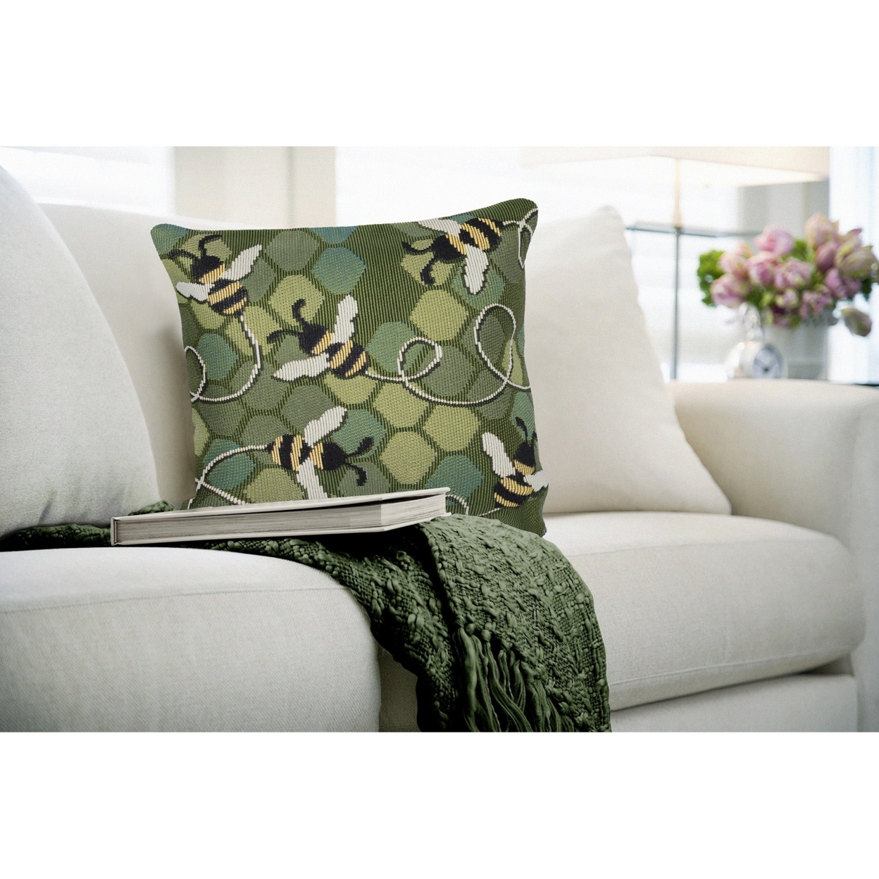 Liora Manne Marina Bee Free Indoor Outdoor Decorative Pillow Green