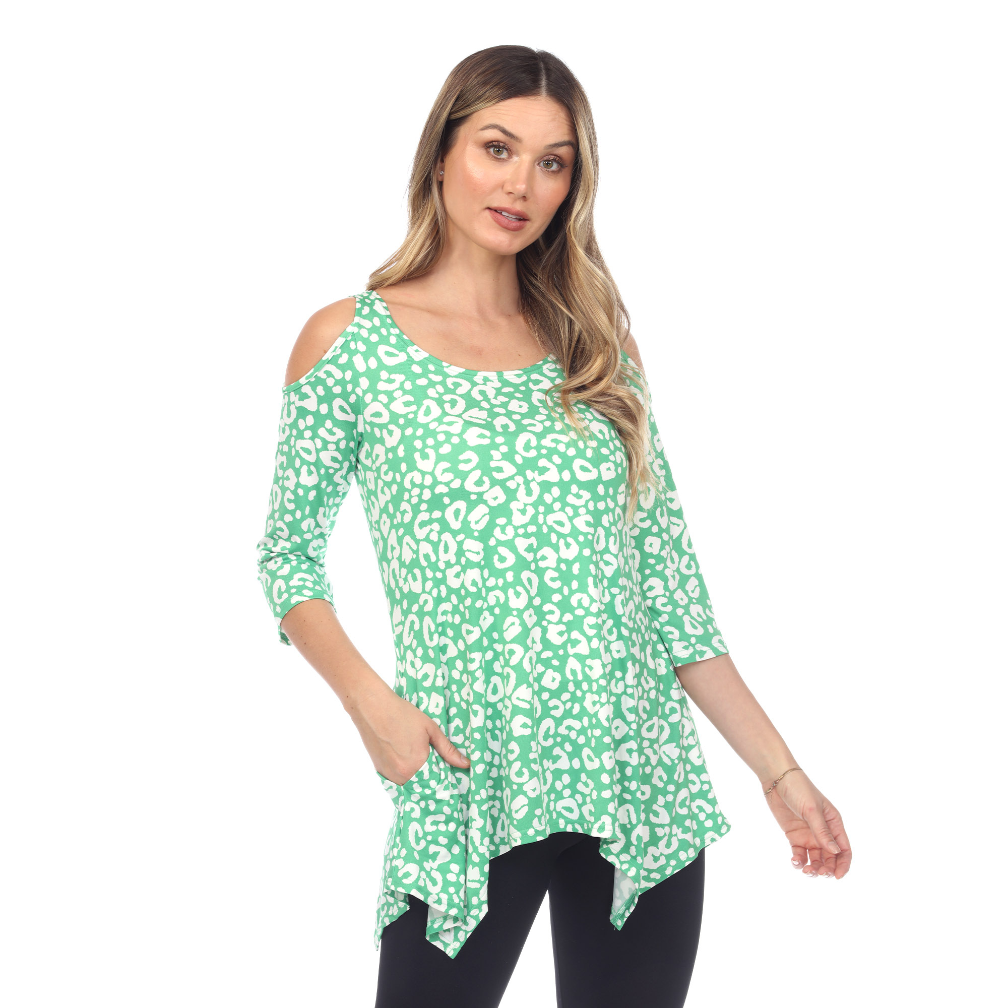 White Mark Women's Leopard Print Cold Shoulder Tunic Top With Pockets - Green, 3X
