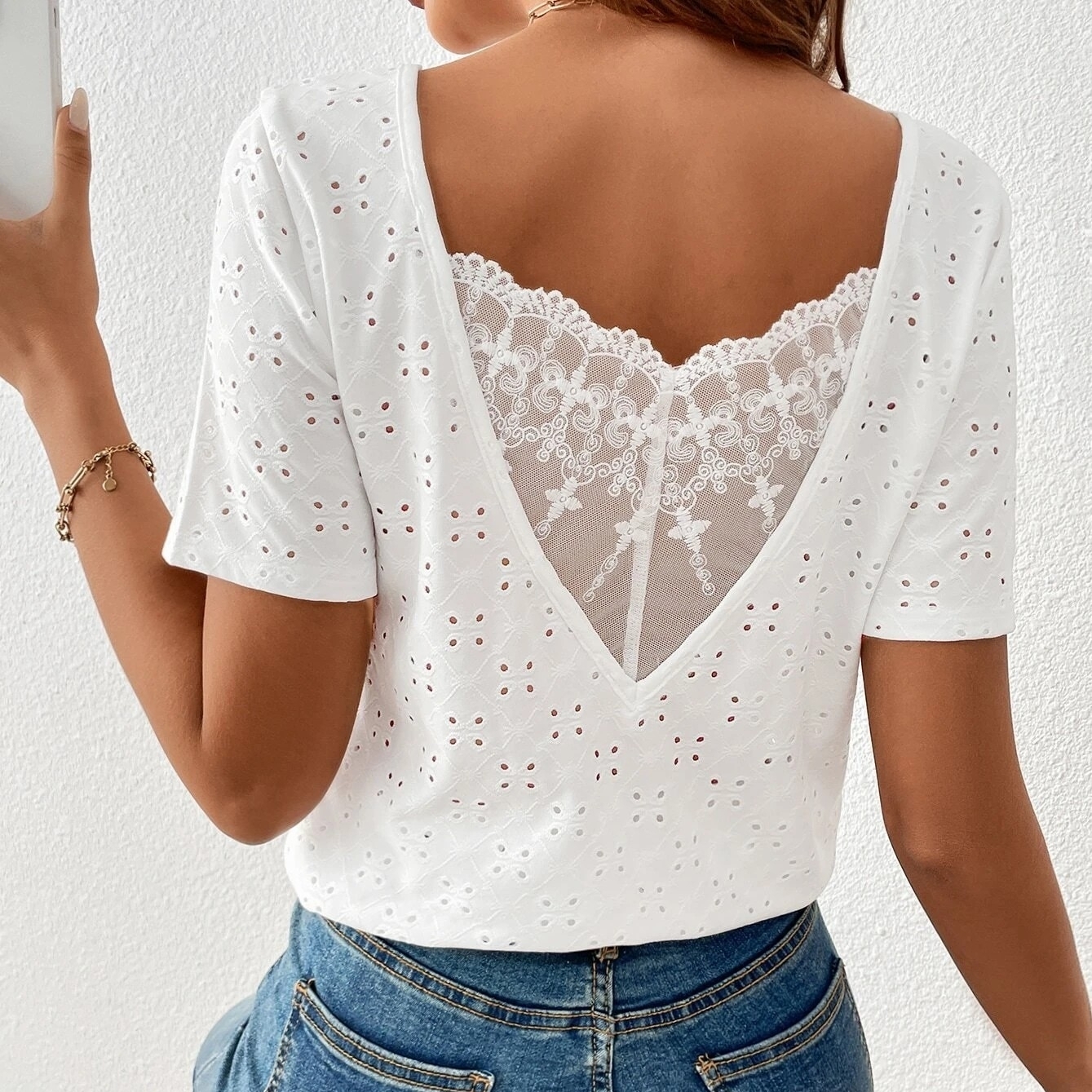 Contrast Lace Eyelet Embroidery Tee - L