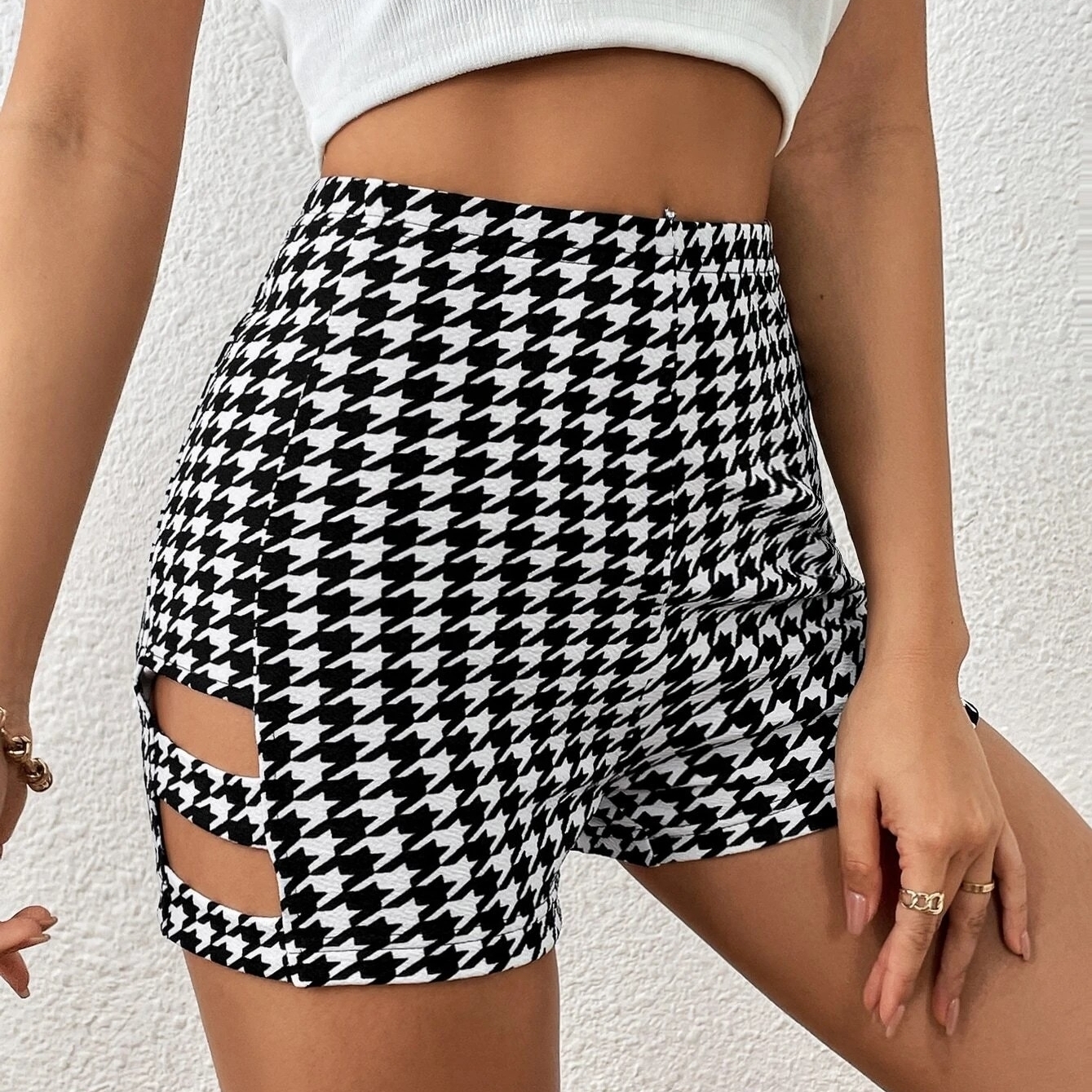 Houndstooth Print Cut Out Side Shorts - Xs