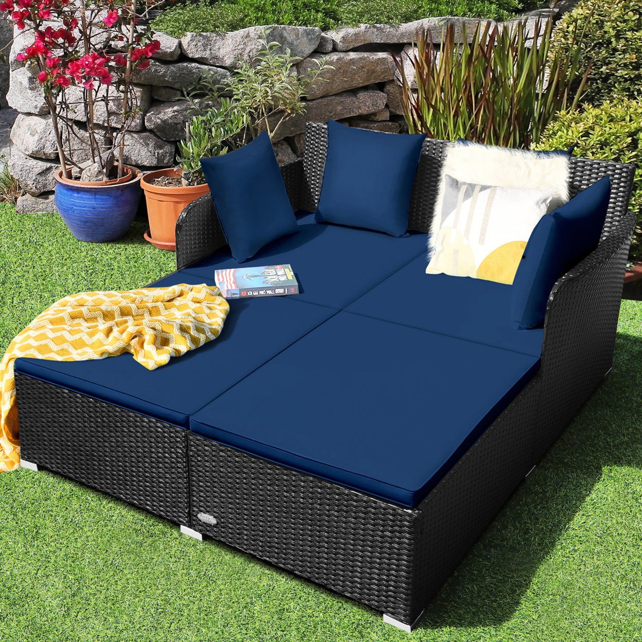 Rattan Patio Daybed Loveseat Sofa Yard Outdoor W/ Navy Cushions Pillows