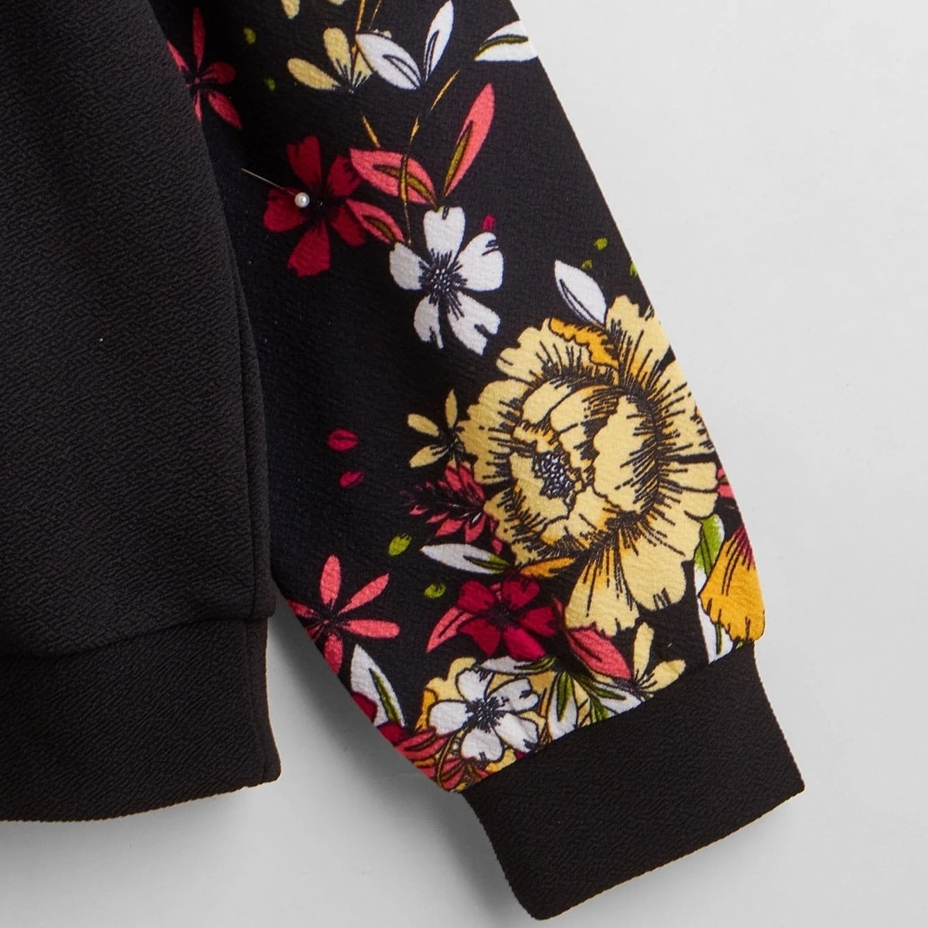 Floral Print Raglan Sleeve Pullover - Small(2)