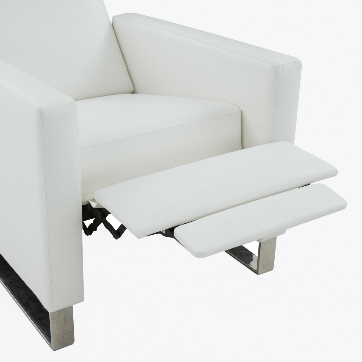 SAFAVIEH COUTURE Brenton Recliner Chair White / Silver