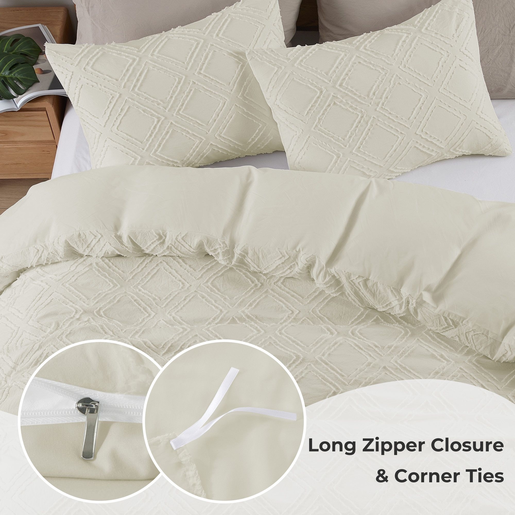 Clipped Jacquard Duvet Cover Set With Shams - Cream/Square, Full/Queen