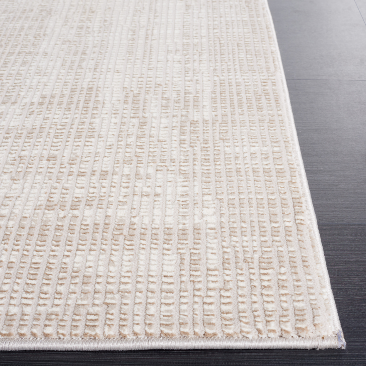 Safavieh CON114A Continental Ivory / Beige - Black / Navy, 4' X 6' Rectangle