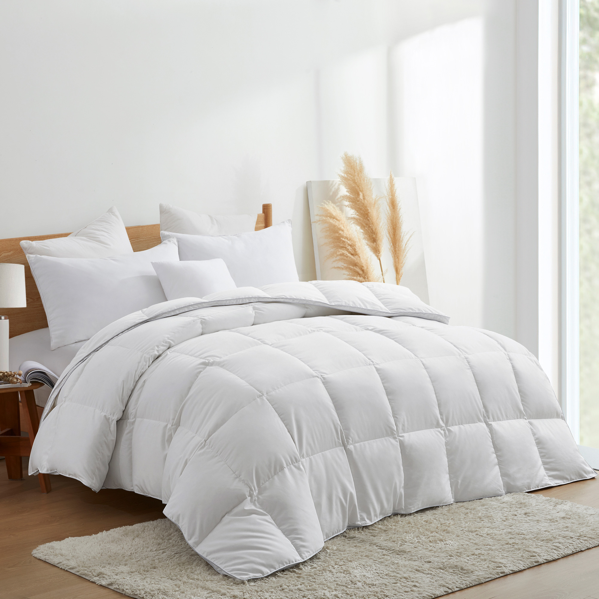 Luxurious Medium Weight White Goose Down Feathers Fiber Comforter, For All-Season Weather - Full/Queen