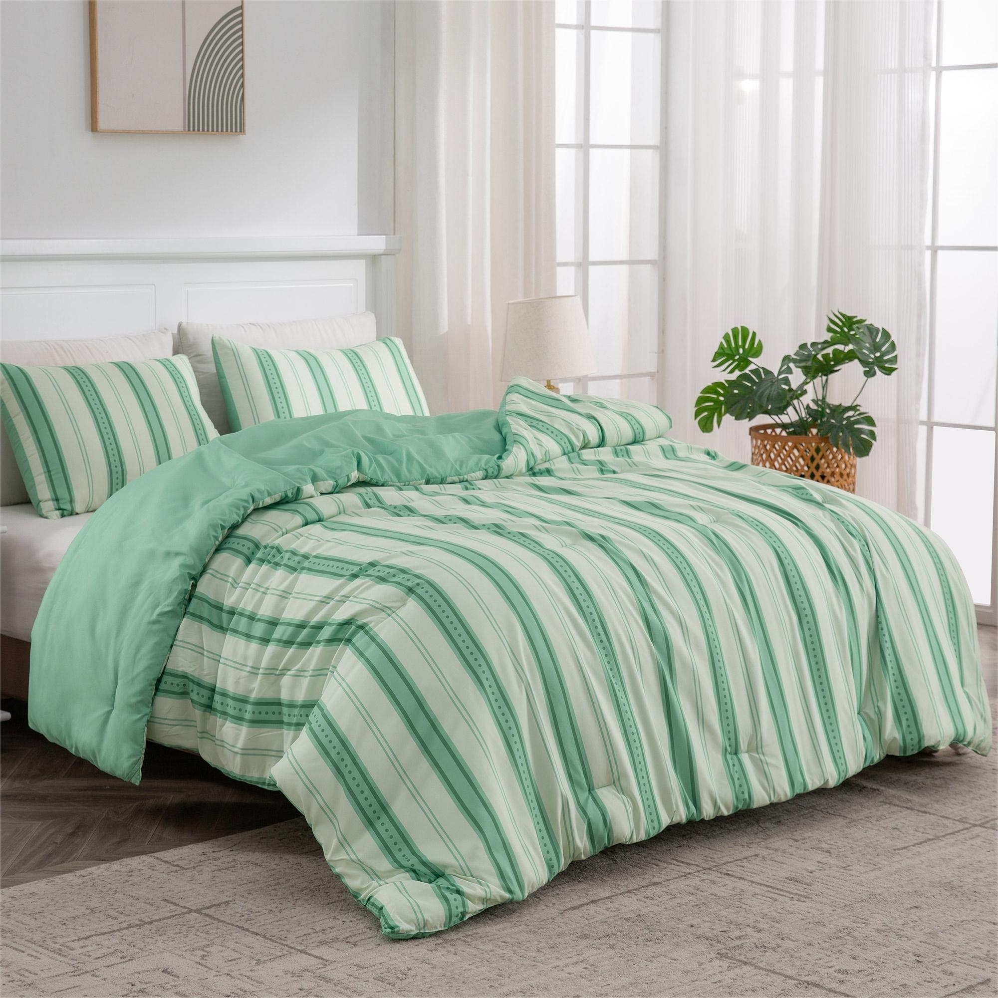 Ultra Soft Reversible Printed Stripe Microfiber Comforter Set - All-Season Warmth, Green - Full/Queen