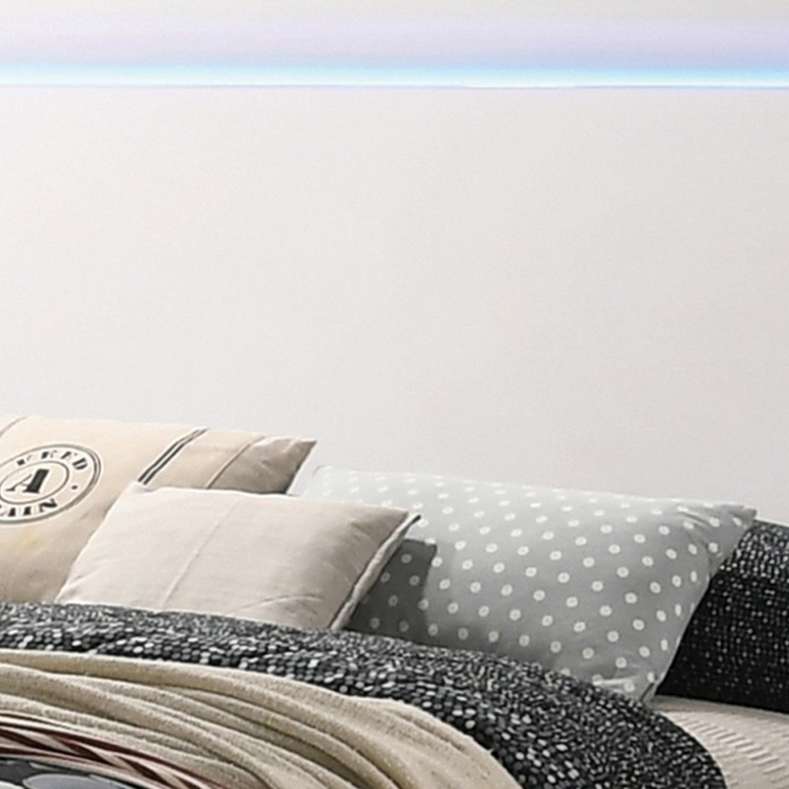 Sok Full Panel Bed With LED Headboard, Low Profile Footboard, Glossy White- Saltoro Sherpi