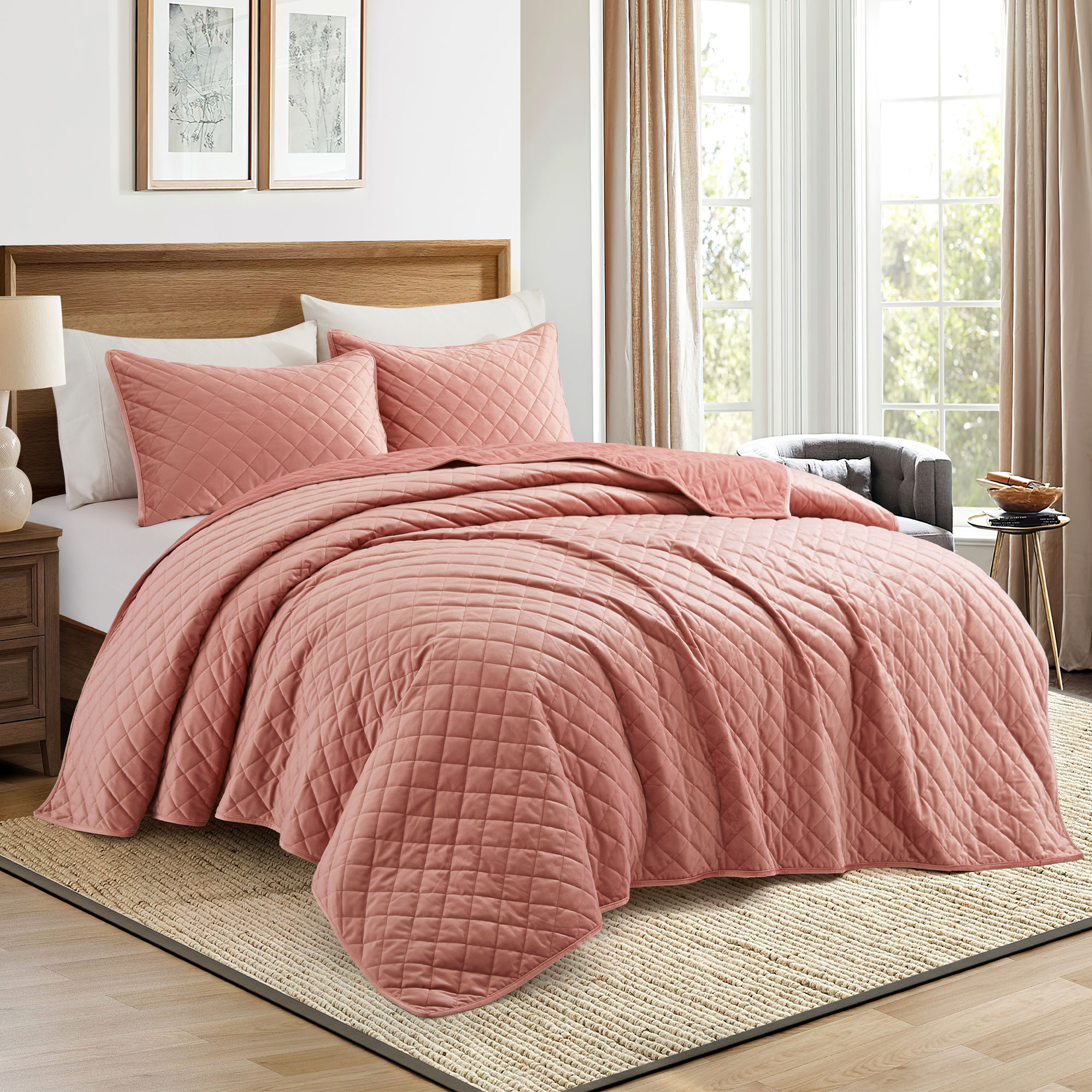 Luxurious Reversible Velvet Coverlet Set With Shams, Pink - Twin Size