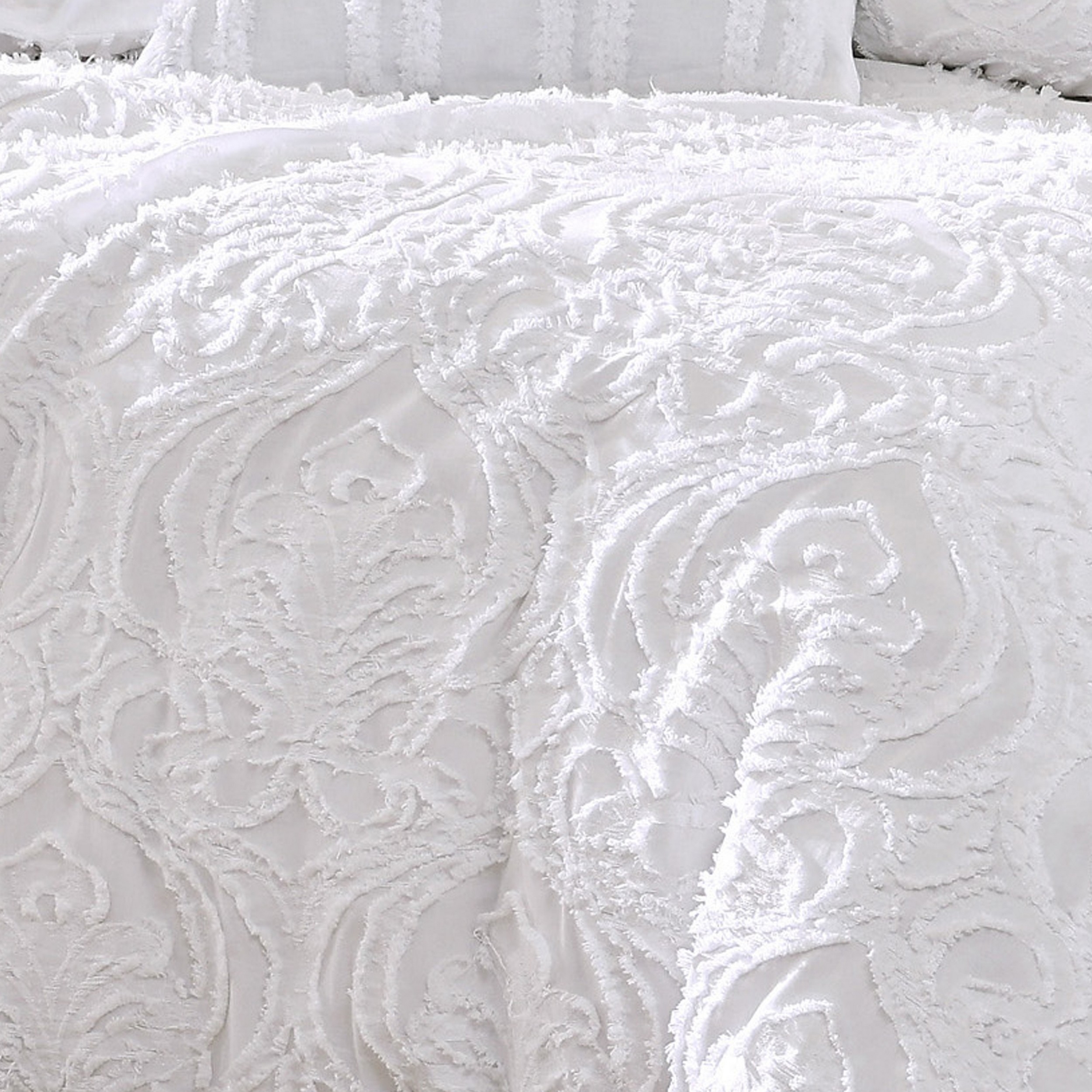 Kile Modern 6 Piece King Size Duvet Comforter Set, White Medallion Pattern - Saltoro Sherpi