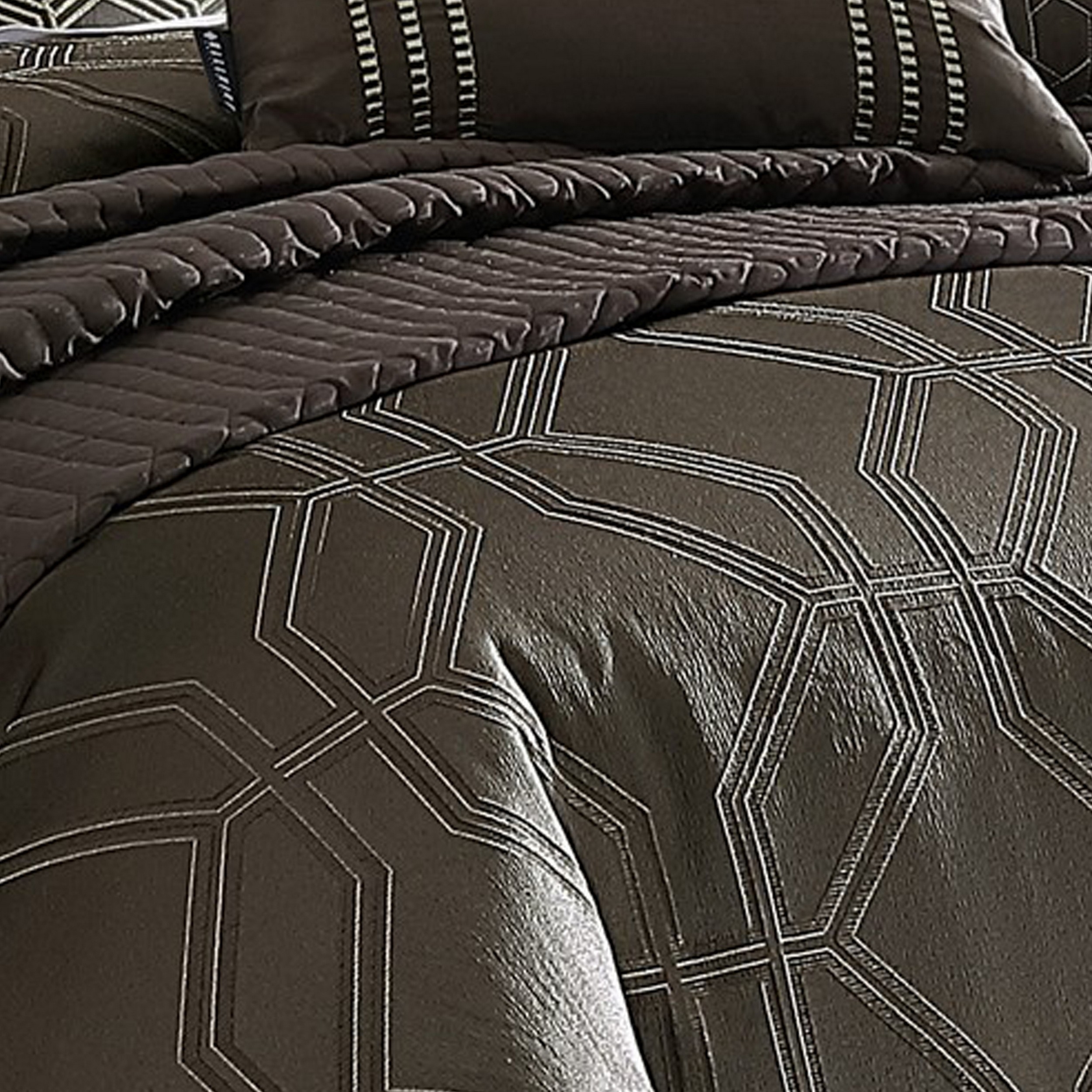 Eve 10 Piece King Comforter Set, 3 Pillows, Geometric Gray Woven Jacquard - Saltoro Sherpi