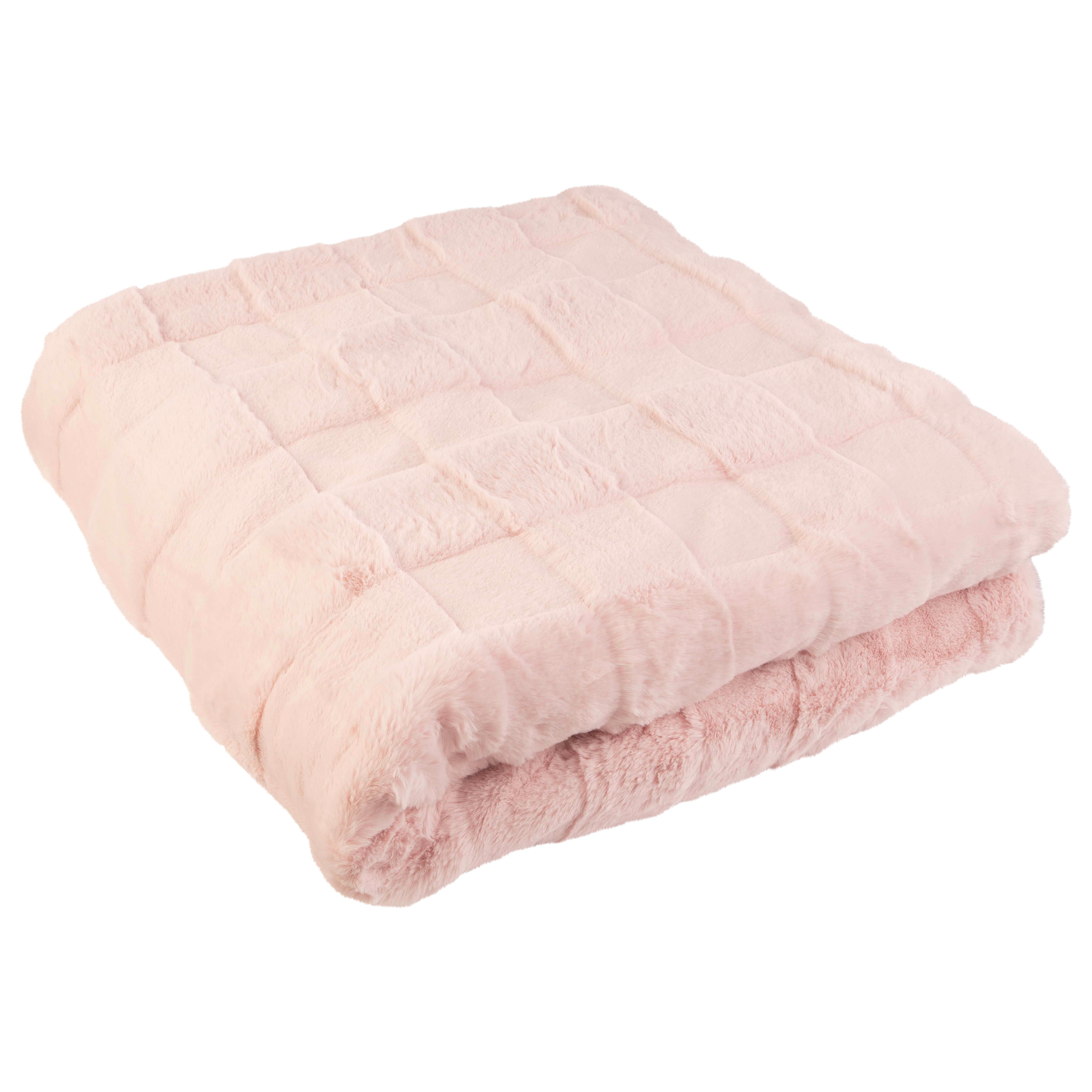 Faux Fur Blanket - 60x80-Inch Queen Size Throw Blanket With Plush Faux Fur Front And Mink Fur Back - Bedding For Sofas And Beds - Pink